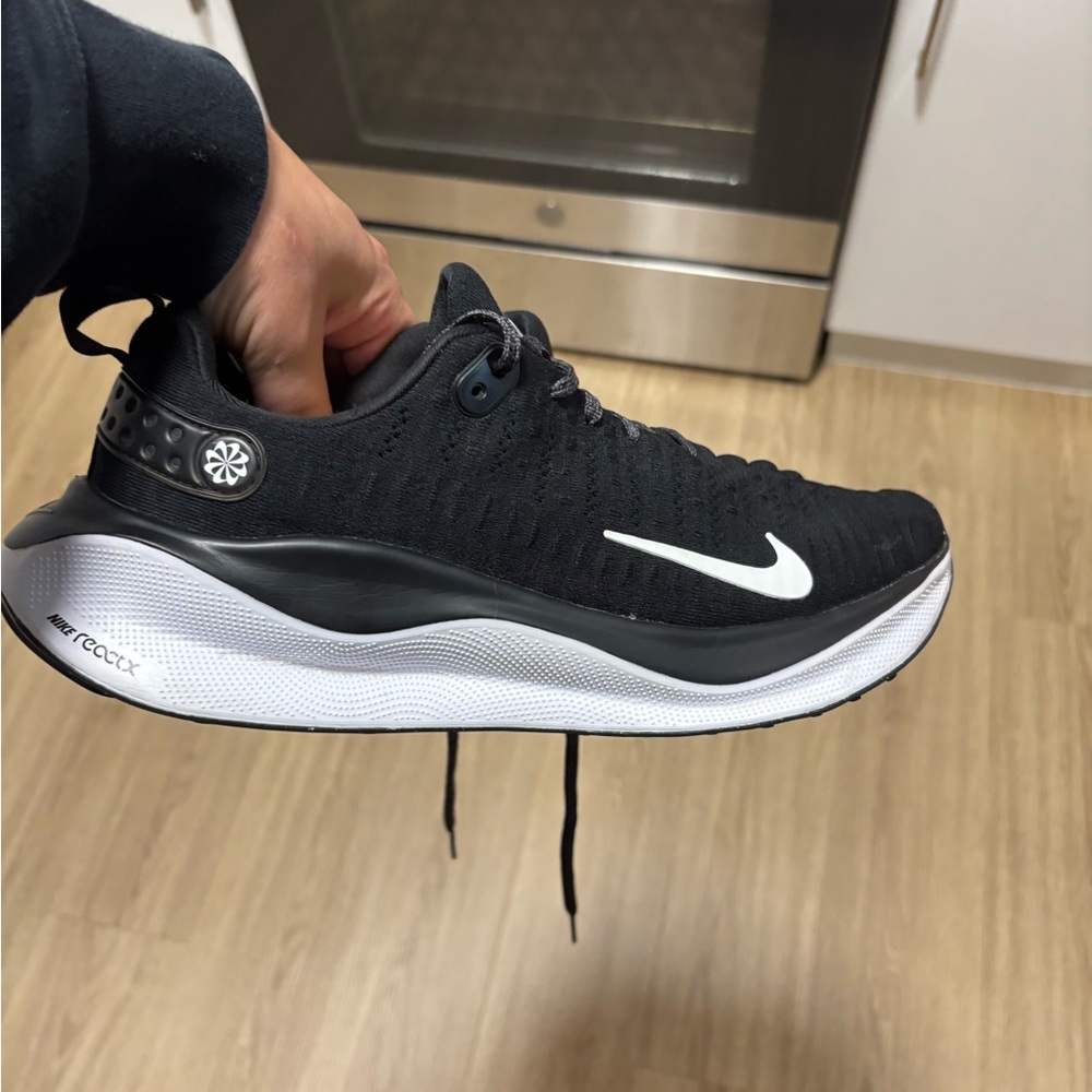 Nike flex runner black and white - Picture 5 of 10